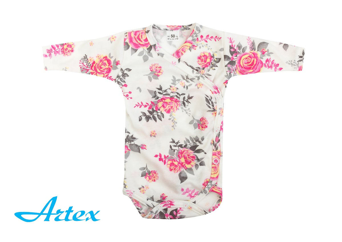 Newborn’s layette FLOWERS