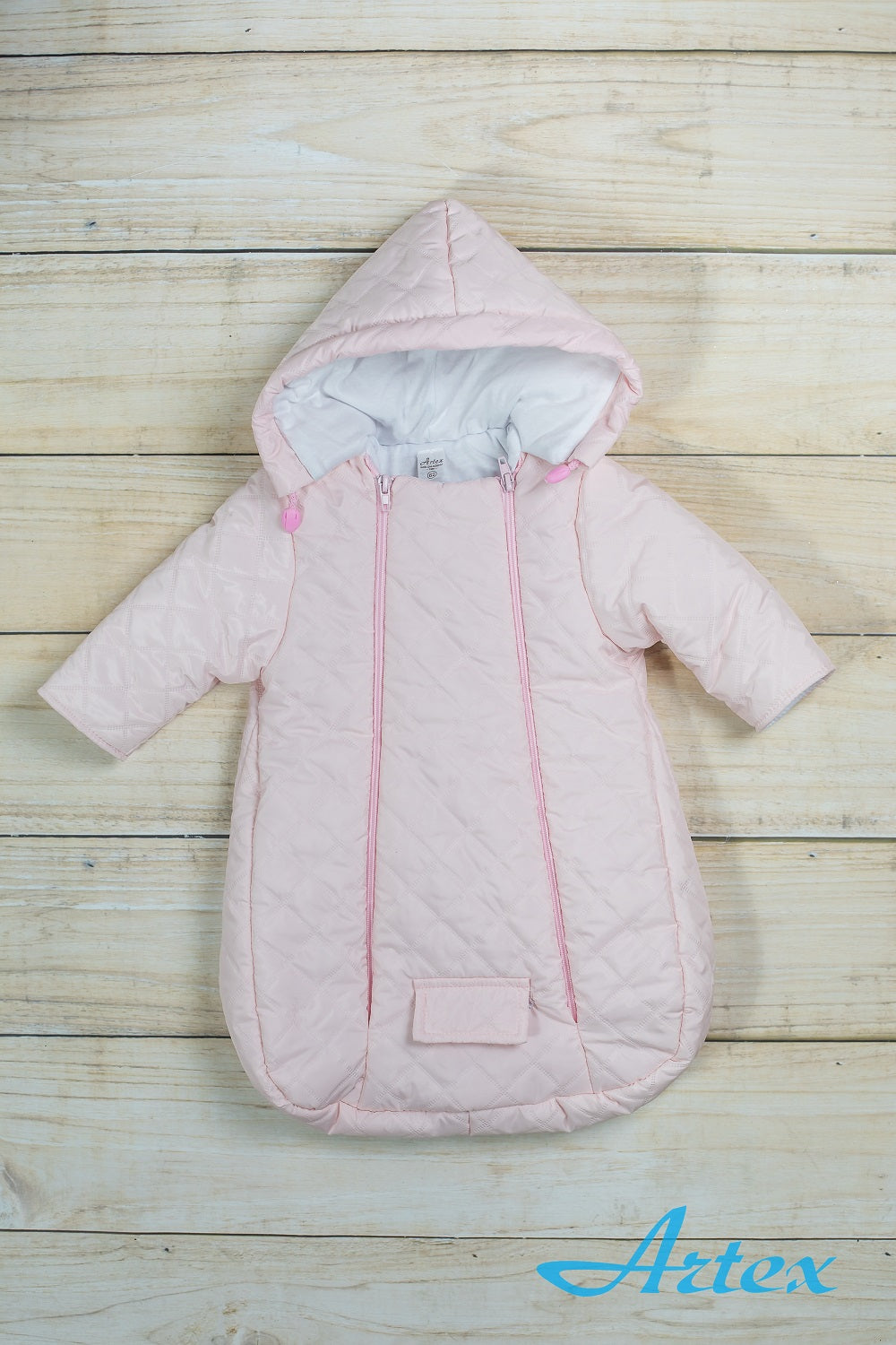 Quilted sleeping bag